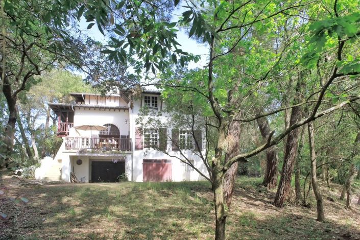 Image No.19-11 Bed House for sale