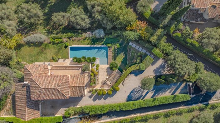 Image No.9-5 Bed House for sale