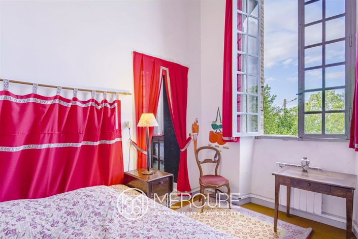 Image No.15-7 Bed House for sale