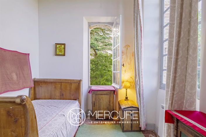 Image No.16-7 Bed House for sale