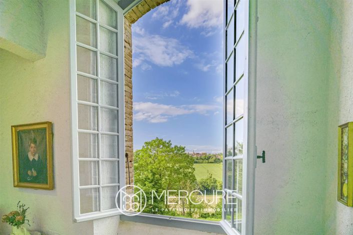 Image No.17-7 Bed House for sale