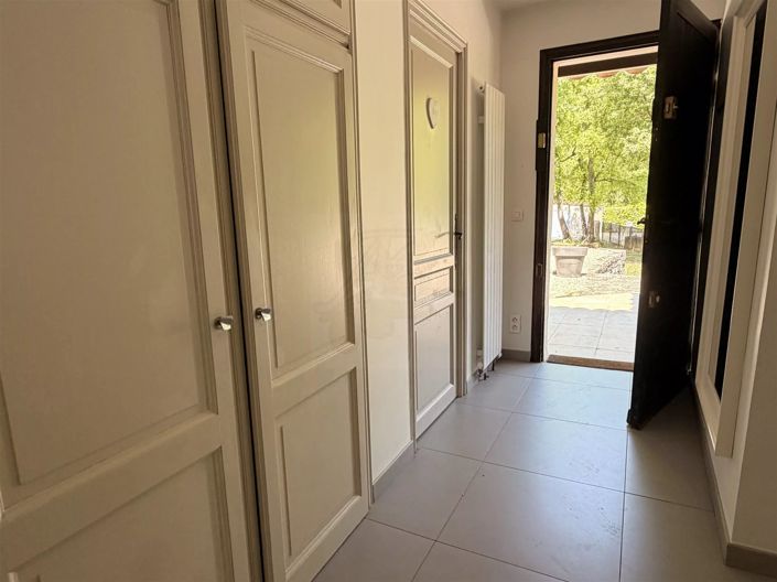 Image No.24-3 Bed House for sale