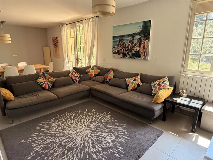 Image No.26-3 Bed House for sale