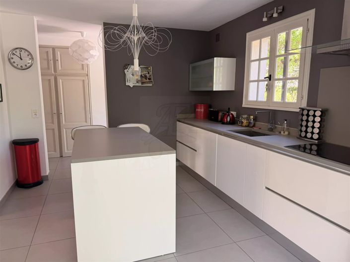 Image No.33-3 Bed House for sale