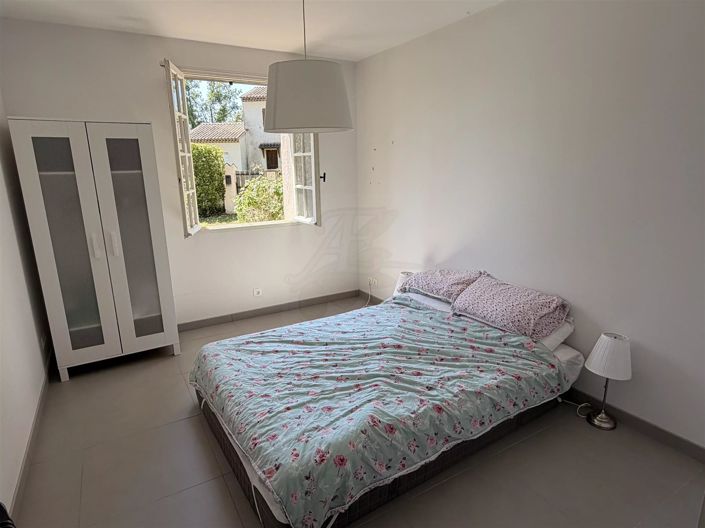 Image No.36-3 Bed House for sale