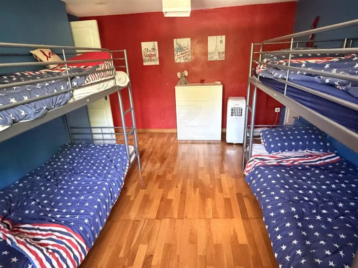 Image No.44-3 Bed House for sale