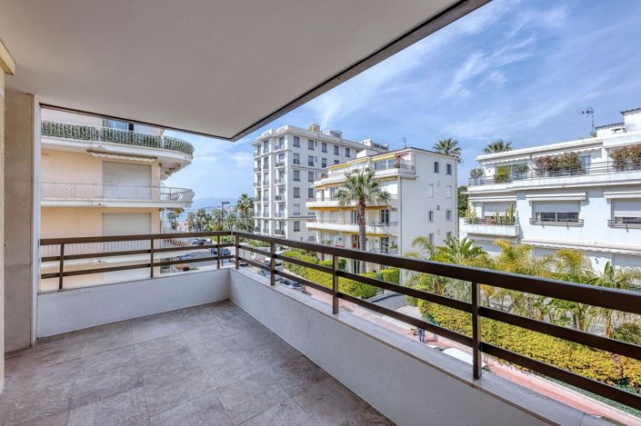 Image No.9-3 Bed Apartment for sale