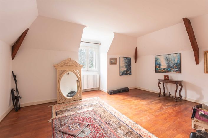 Image No.12-3 Bed House for sale
