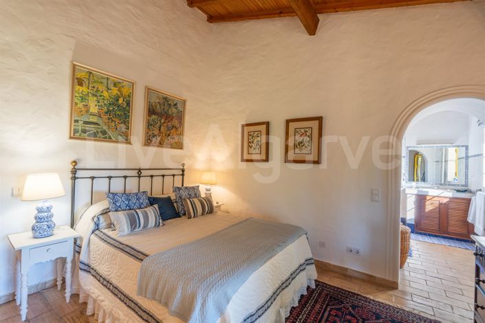 Image No.35-3 Bed House for sale