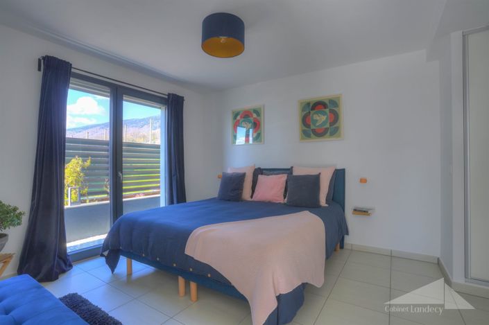 Image No.6-4 Bed Property for sale