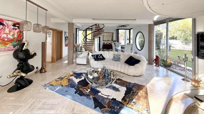 Image No.3-4 Bed Property for sale
