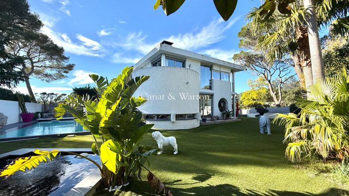 Image No.7-4 Bed Property for sale