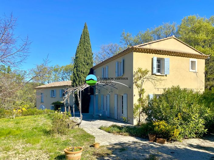 Image No.6-6 Bed Property for sale