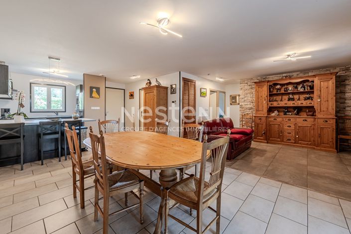Image No.4-2 Bed House for sale