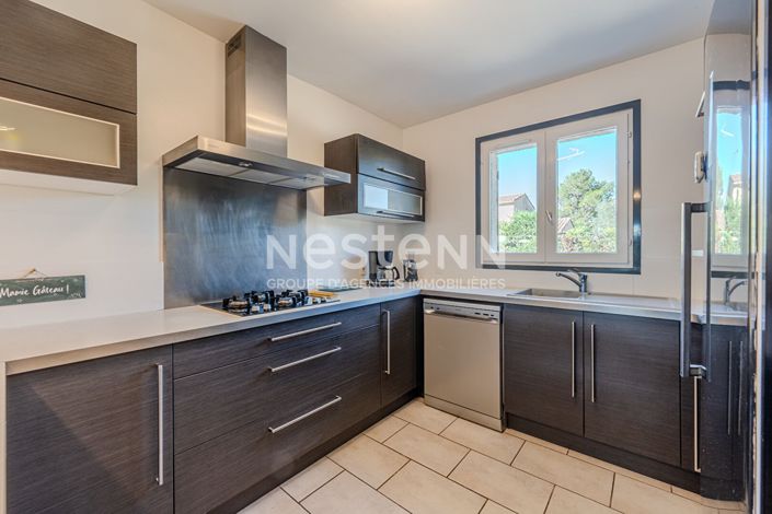 Image No.7-2 Bed House for sale