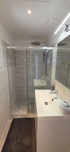 Image No.17-5 Bed House for sale
