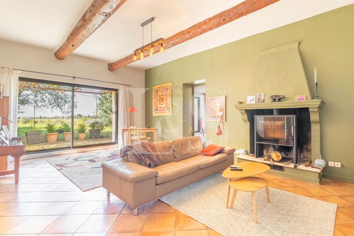 Image No.9-7 Bed House for sale