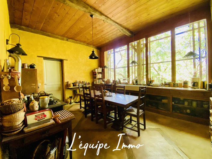 Image No.11-6 Bed House for sale