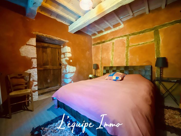 Image No.20-6 Bed House for sale