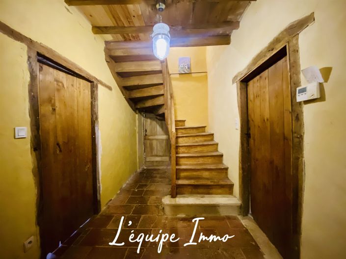 Image No.24-6 Bed House for sale