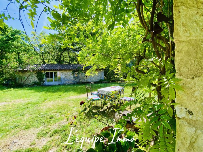 Image No.34-6 Bed House for sale