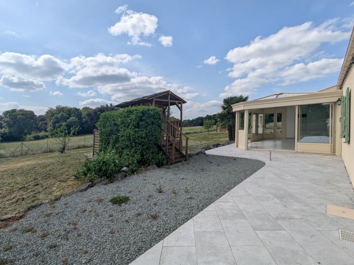 Image No.16-4 Bed House for sale