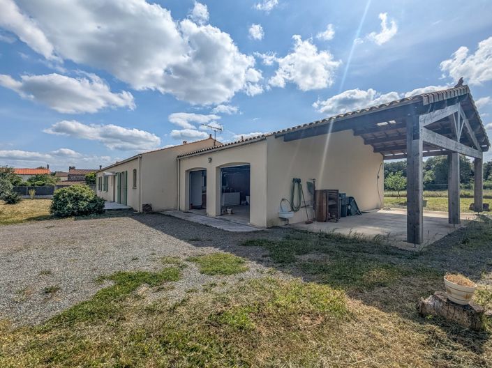 Image No.17-4 Bed House for sale