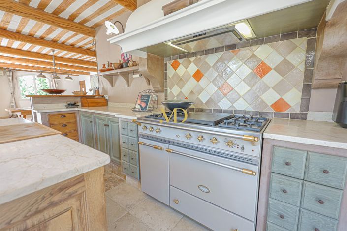 Image No.41-4 Bed House for sale