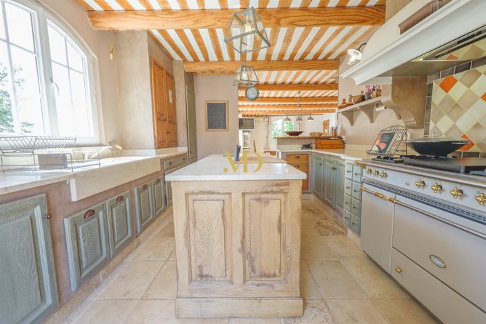 Image No.45-4 Bed House for sale