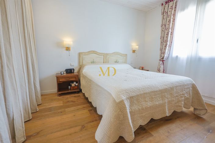 Image No.46-4 Bed House for sale