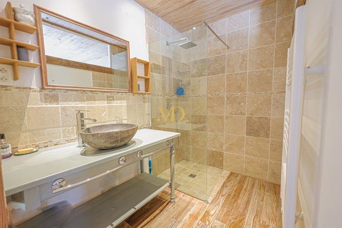 Image No.49-4 Bed House for sale