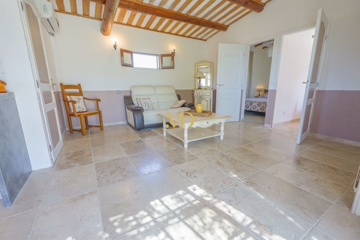 Image No.52-4 Bed House for sale
