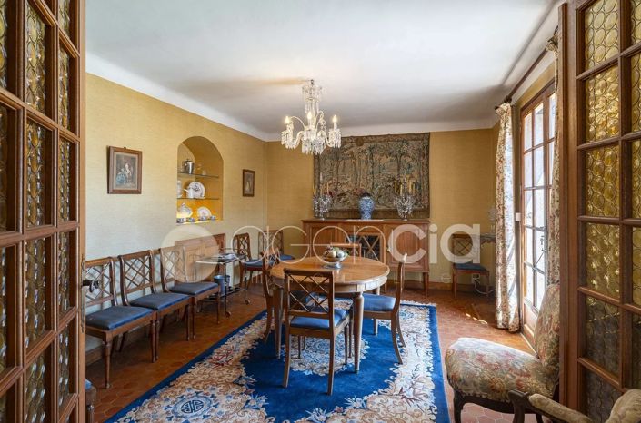 Image No.12-7 Bed House for sale