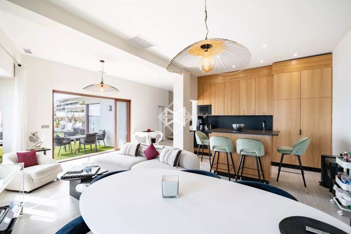 Image No.3-5 Bed Apartment for sale