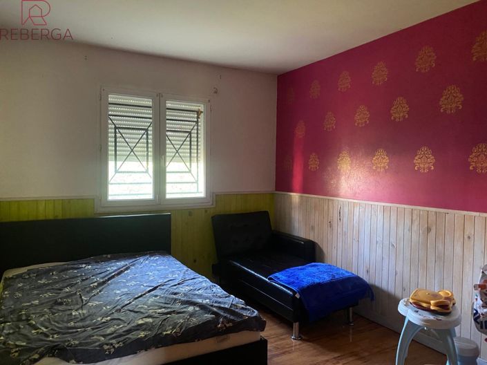 Image No.11-4 Bed House for sale