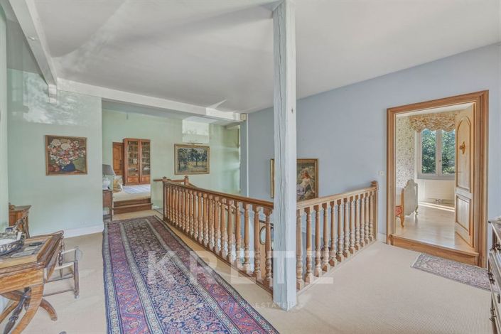 Image No.14-8 Bed House for sale