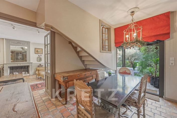 Image No.20-8 Bed House for sale