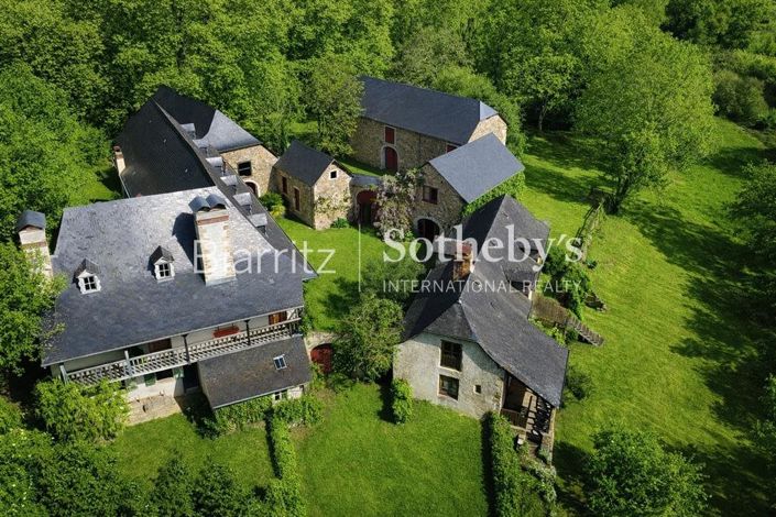 Image No.2-4 Bed House for sale