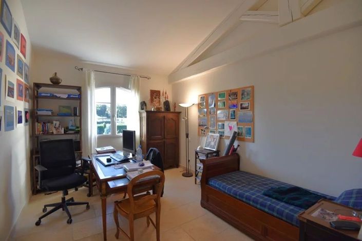Image No.21-5 Bed House for sale