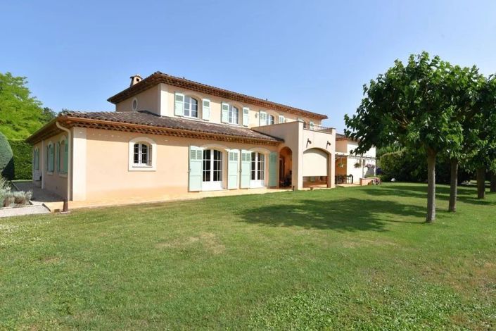 Image No.24-5 Bed House for sale