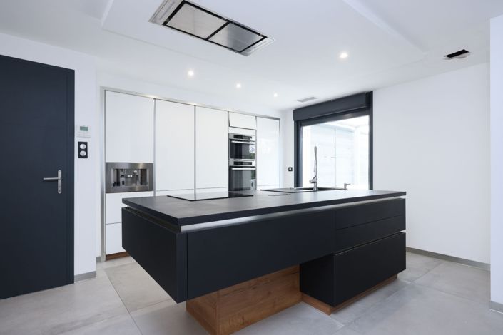 Image No.5-4 Bed Apartment for sale
