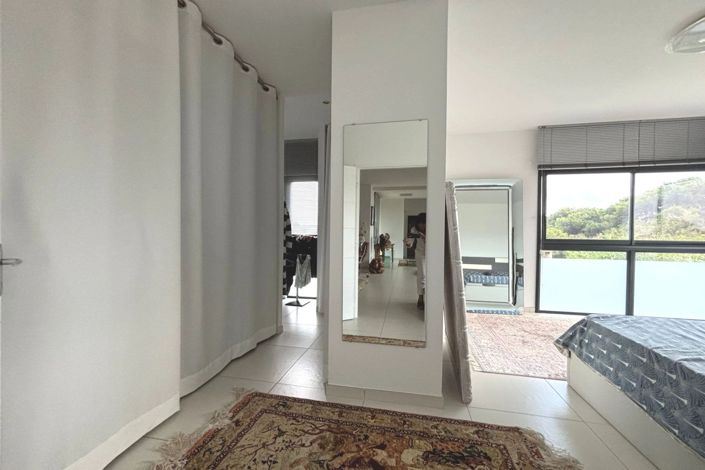Image No.13-3 Bed House for sale