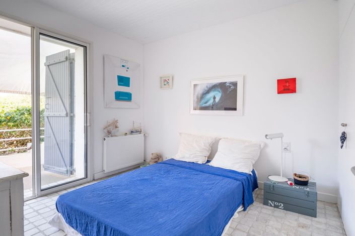Image No.16-5 Bed House for sale
