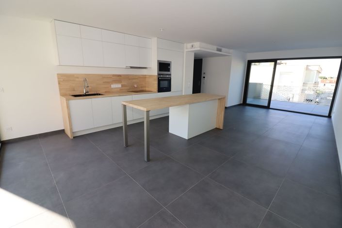 Image No.2-Appartement de 2 chambres à vendre à Canet-en-Roussillon