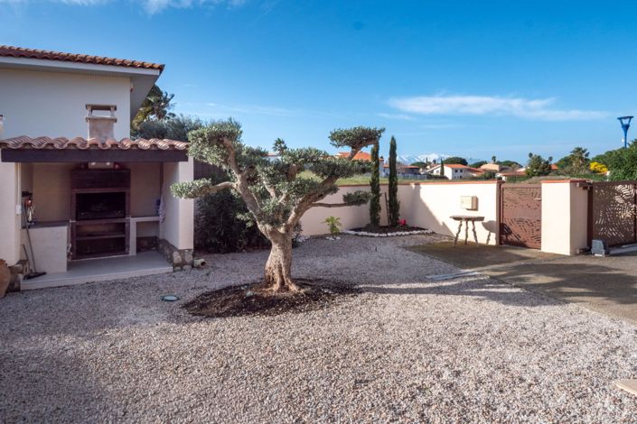 Image No.14-5 Bed House for sale