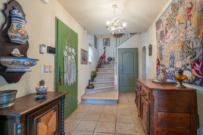 Image No.20-5 Bed House for sale