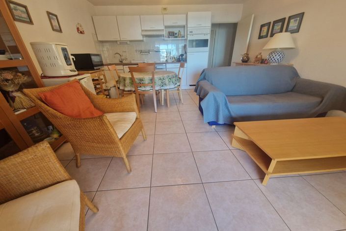 Image No.2-Appartement de 2 chambres à vendre à Canet-en-Roussillon