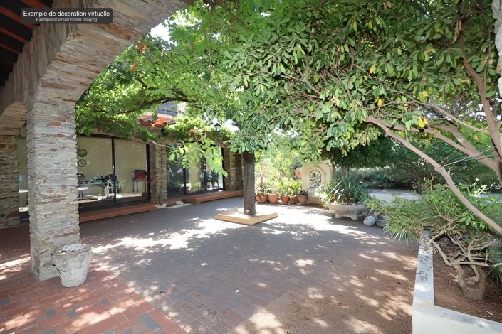 Image No.2-4 Bed House for sale