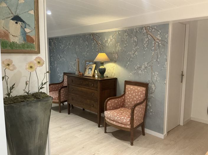 Image No.16-5 Bed House for sale