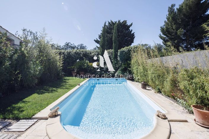 Image No.22-4 Bed House for sale
